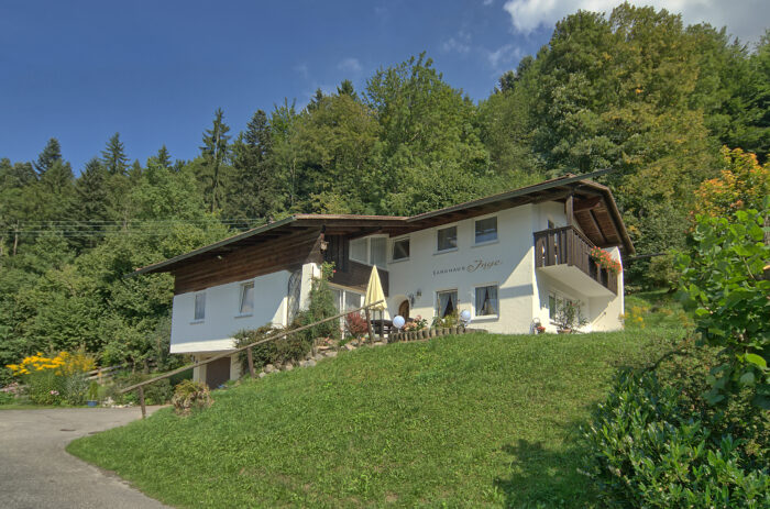 Alpenhotel Fischer, Ferienwohnungen, Haus Inge, außen