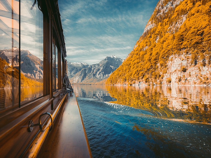 alpen hotel fischer in berchtesgaden herbsturlaub in berchtesgaden blick aus dem schiff vom koenigssee jfl photography as 266113376 1