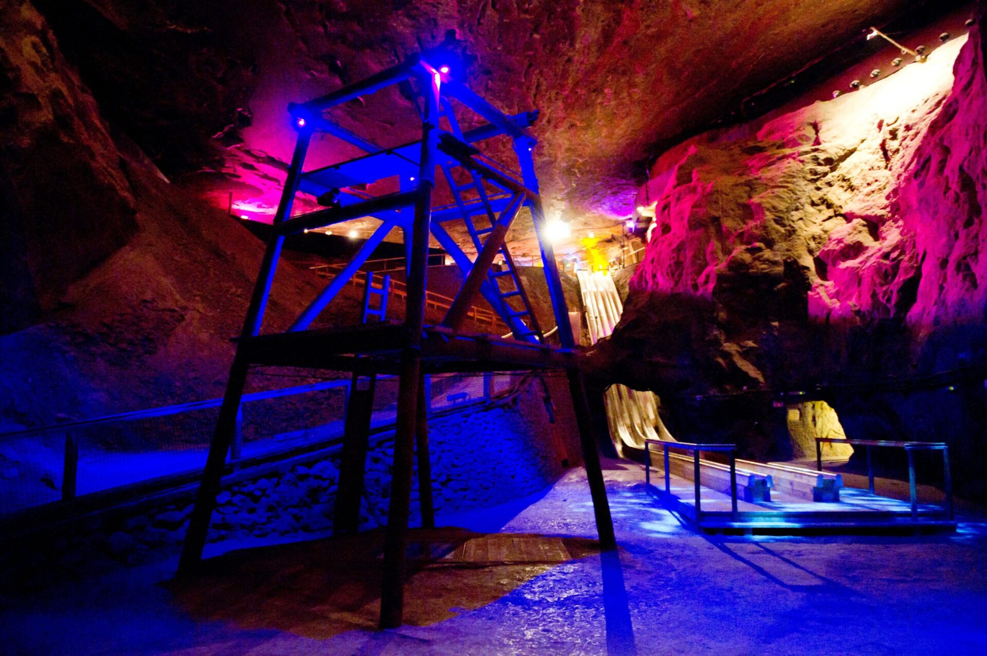 alpenhotel fischer ausflugsziele salzbergwerk berchtesgaden salzkathedrale salzbergwerk berchtesgaden suedwestdeutsche salzwerke ag