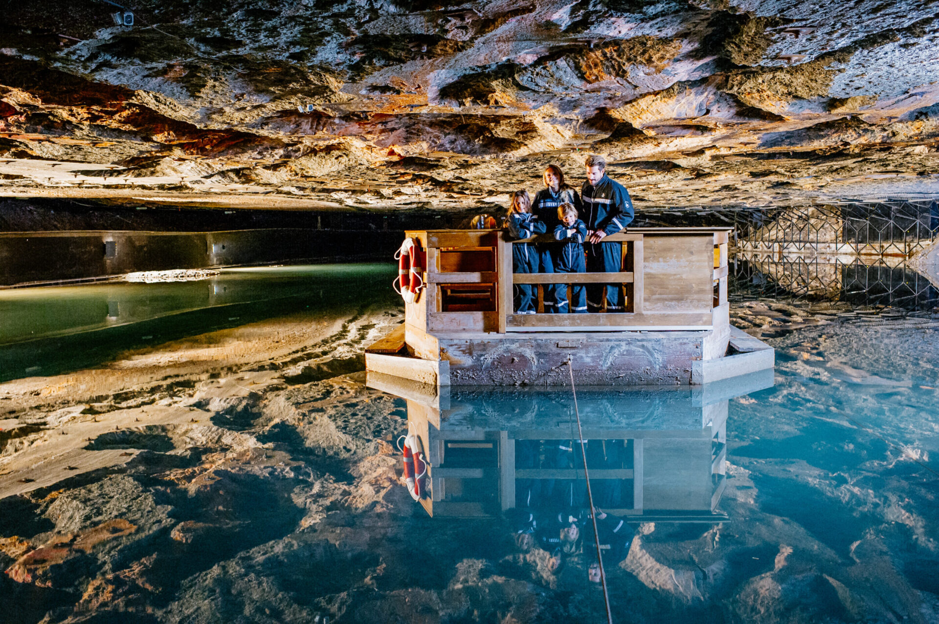 alpenhotel fischer ausflugsziele salzbergwerk berchtesgaden spiegelsee salzbergwerk berchtesgaden suedwestdeutsche salzwerke ag