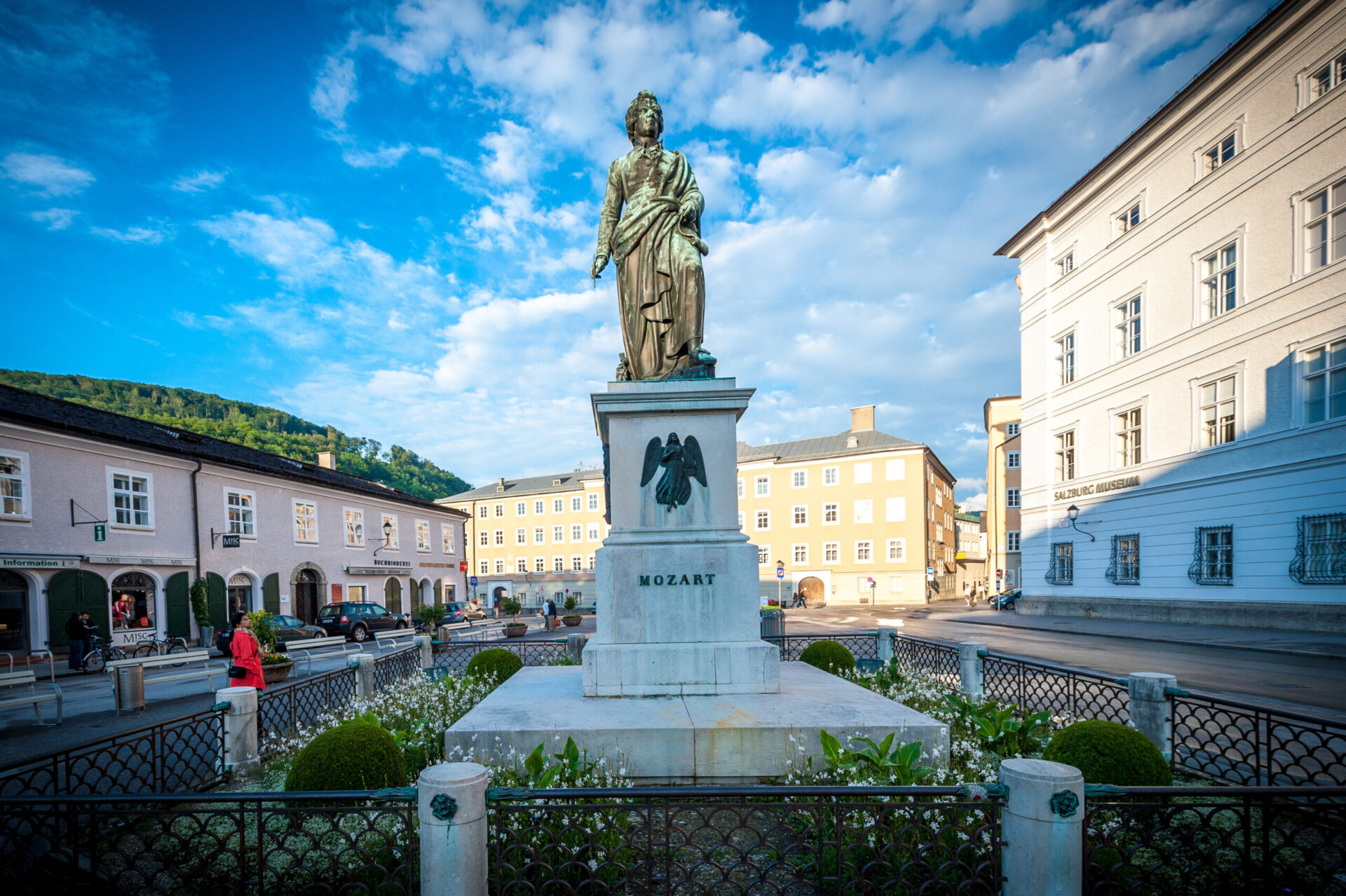 alpenhotel fischer ausflugsziele salzburg mozartdenkmal tourismus salzburg gmbh