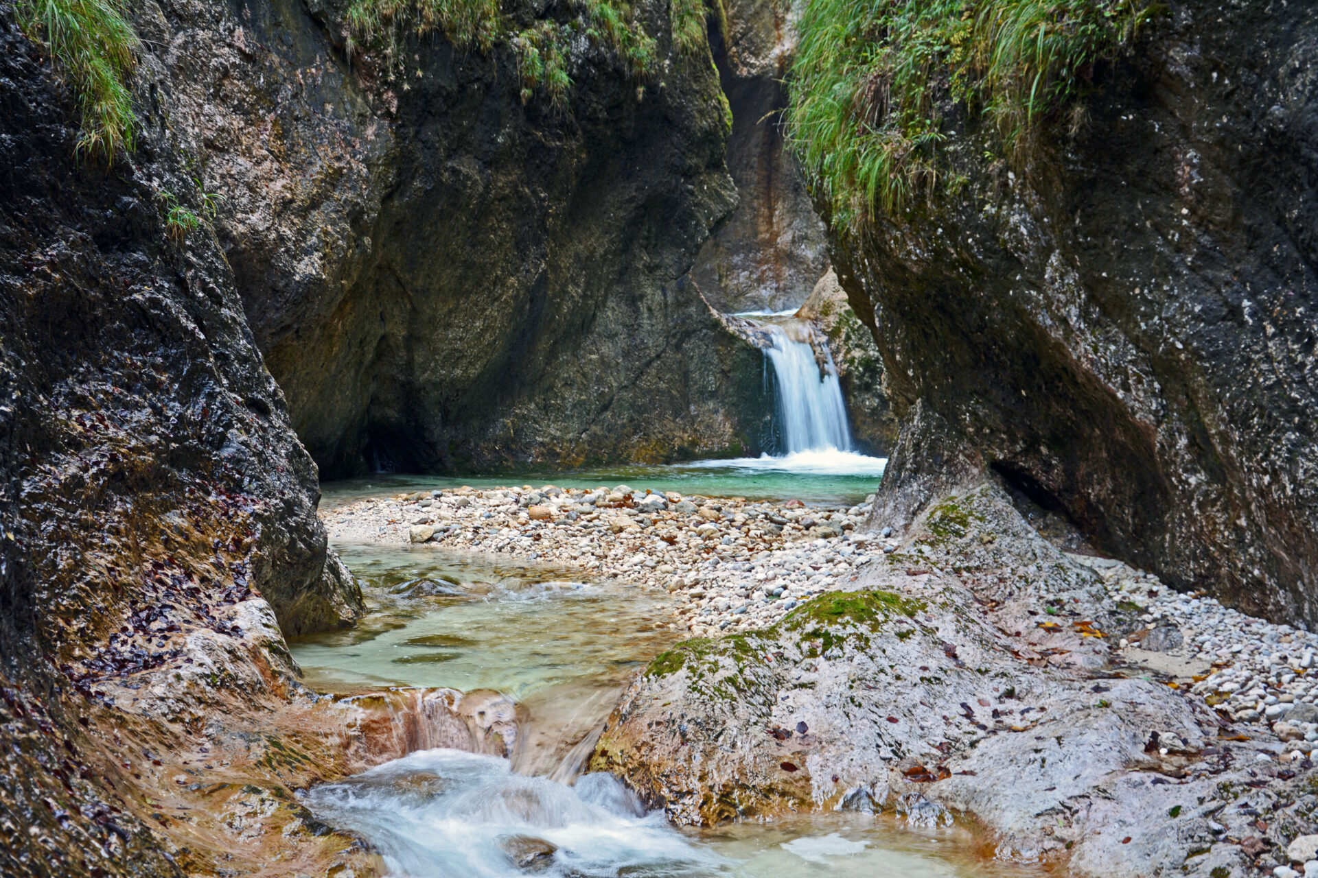 alpenhotel fischer berchtesgaden almbachklamm waldteufel adobestock 421509483