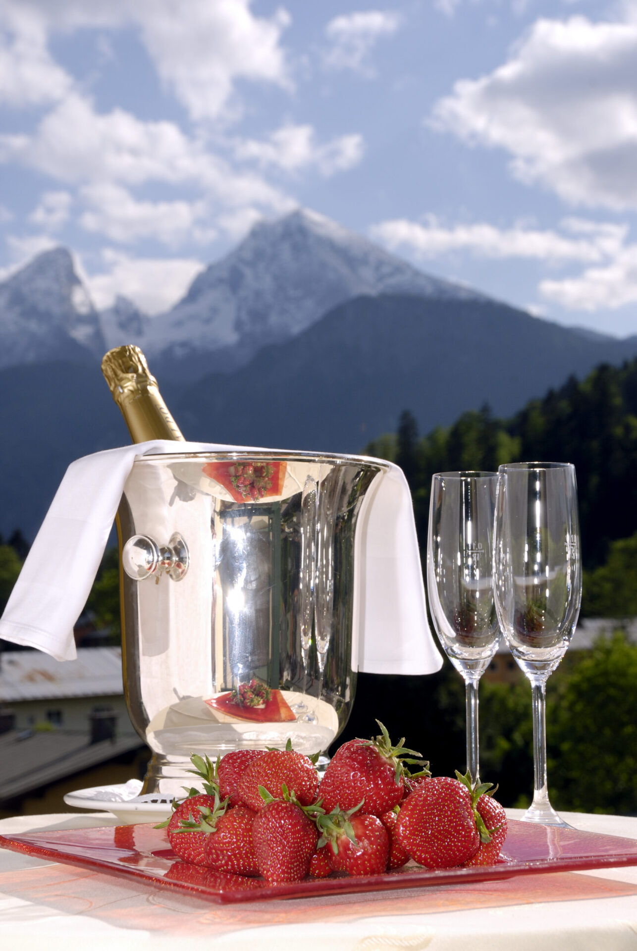 Sektfrühstück in Ihrem Hotel in Berchtesgaden
