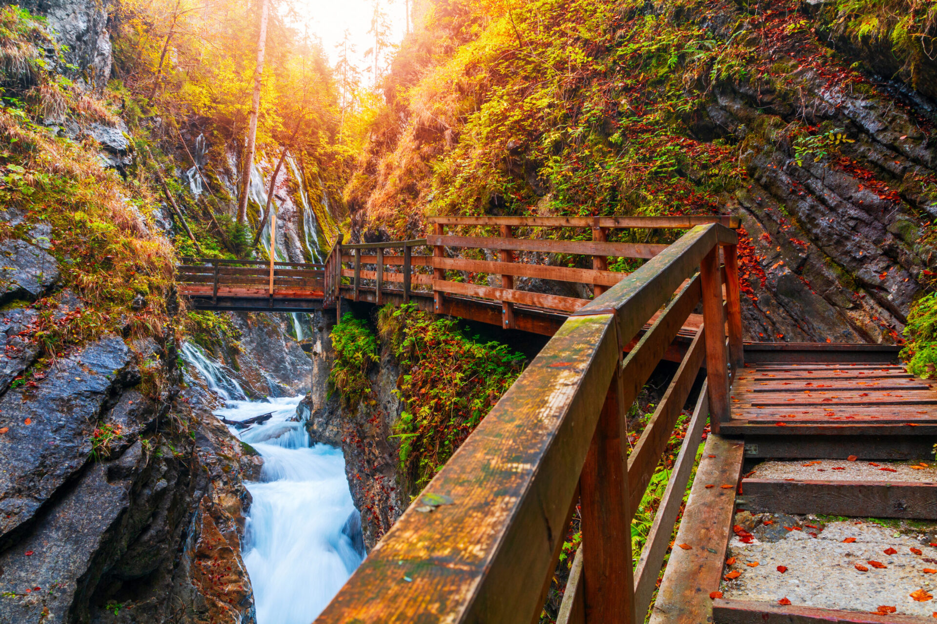 alpenhotel fischer berchtesgaden wimbachklamm herbst rolandbarat adobestock 303951618