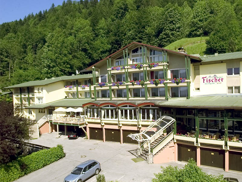 alpenhotel fischer in berchtesgaden im sommer
