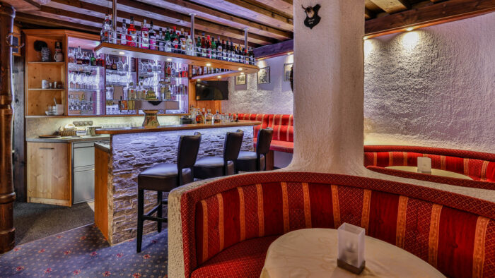 Alpen-Hotel-Fischer-in-Berchtesgaden-Hotelbar